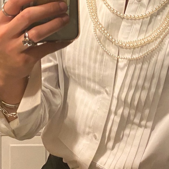 Meet your Posher, Sebastian - Picture 1 of 1